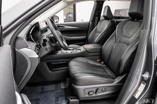 2022 INFINITI QX60 Luxe