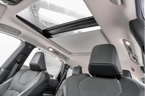 2022 INFINITI QX60 Luxe