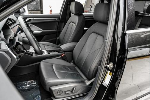 2022 Audi Q3 40 Premium