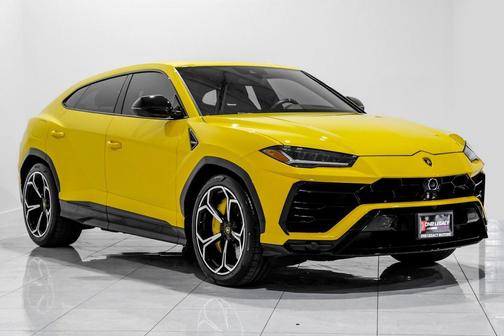 2022 Lamborghini Urus Graphite Capsule