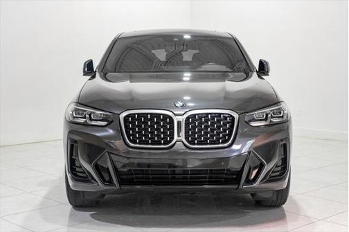 2022 BMW X4 xDrive30i