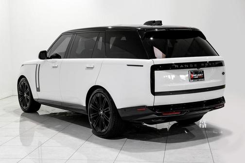 2022 Land Rover Range Rover P530 SE