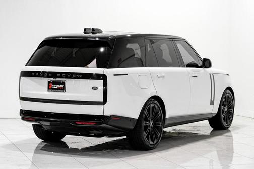 2022 Land Rover Range Rover P530 SE