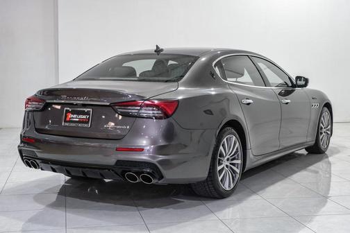 2022 Maserati Quattroporte Modena