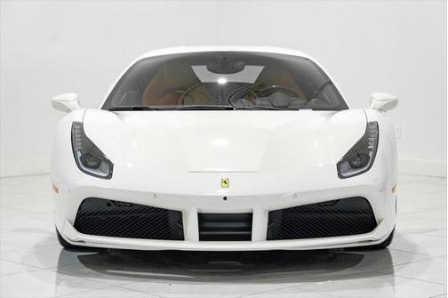 2019 Ferrari 488 GTB Base