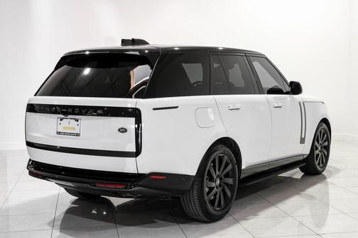 2023 Land Rover Range Rover P530 SE