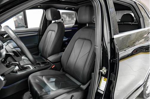 2022 Audi Q3 45 S line Premium Plus