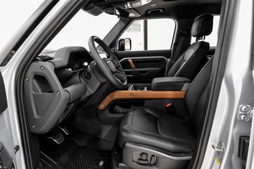 2023 Land Rover Defender 110 X