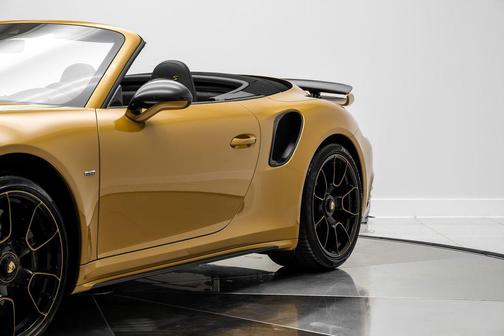 Gold 2019 Porsche 911 Turbo S