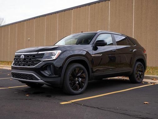 2026 Volkswagen Atlas Cross Sport 2.0T SE w/Technology 4MOTION