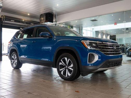 2025 Volkswagen Atlas 2.0T SE