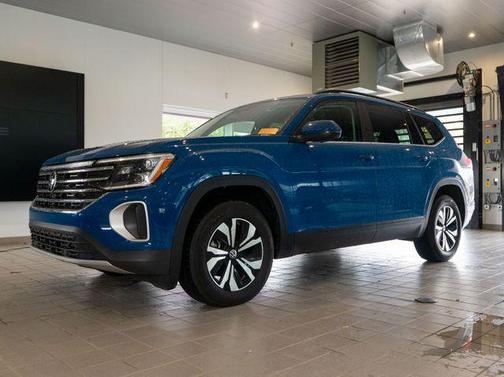 2025 Volkswagen Atlas 2.0T SE