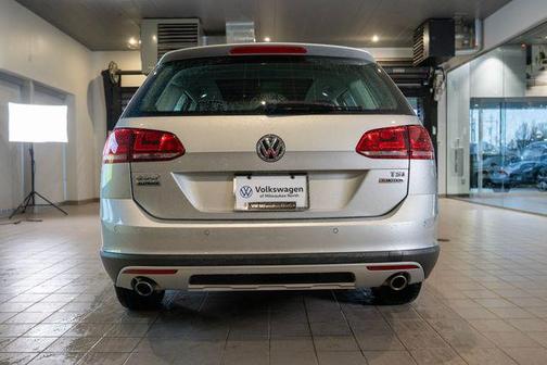 2017 Volkswagen Golf Alltrack TSI SE