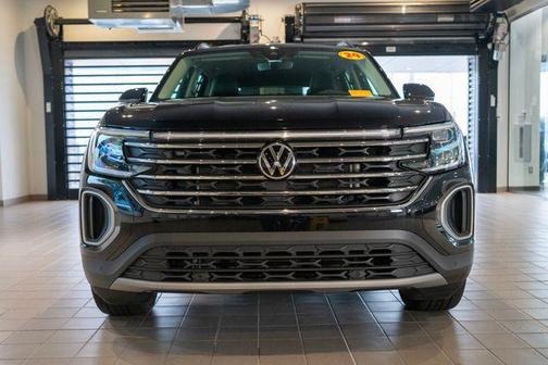 2024 Volkswagen Atlas 2.0T SE w/Technology 4MOTION