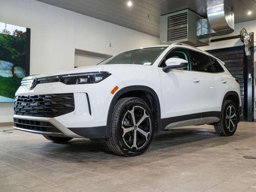 2025 Volkswagen Tiguan 2.0T SE 4MOTION