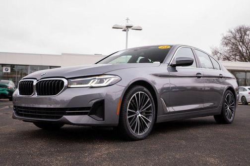 Gray Metallic 2023 BMW 540 i xDrive