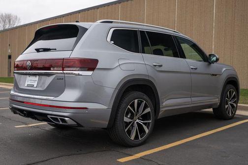 2025 Volkswagen Atlas 2.0T SEL Premium R-Line 4MOTION