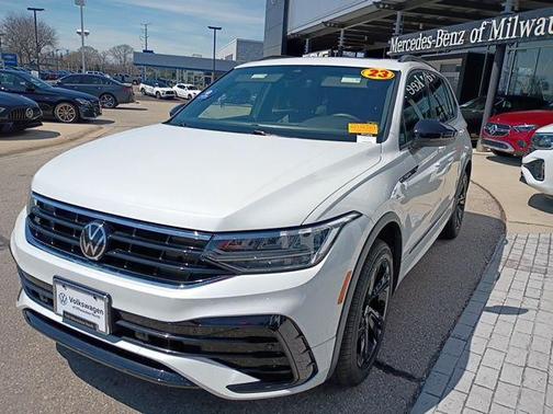 Opal White 2023 Volkswagen Tiguan 2.0T SE R-Line Black 4MOTION