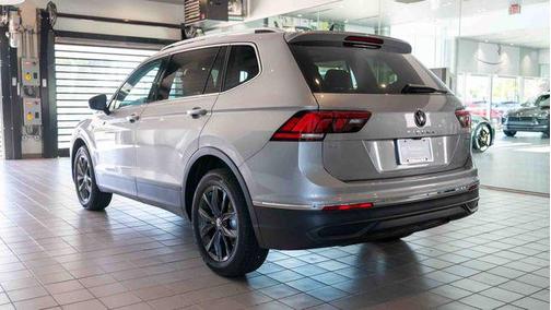2024 Volkswagen Tiguan 2.0T SE 4MOTION