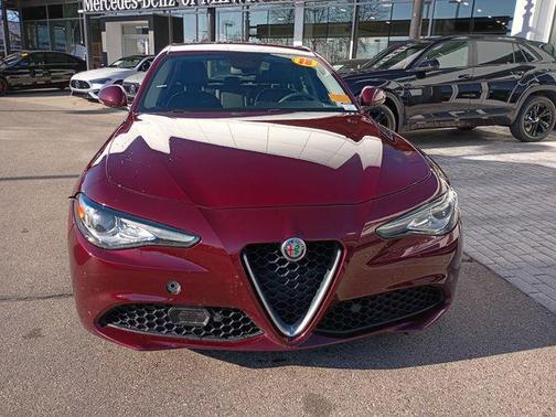 2018 Alfa Romeo Giulia Base