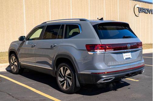 2025 Volkswagen Atlas 2.0T SEL