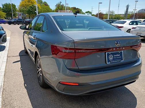 Gray 2025 Volkswagen Jetta 1.5T SE
