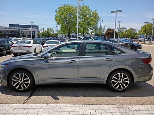 Gray 2025 Volkswagen Jetta 1.5T SE