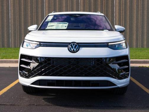 opal white pearl 2026 Volkswagen Tiguan 2.0T SEL R-Line 4MOTION