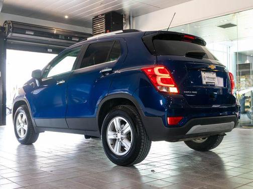 Blue Topaz Metallic 2017 Chevrolet Trax LT