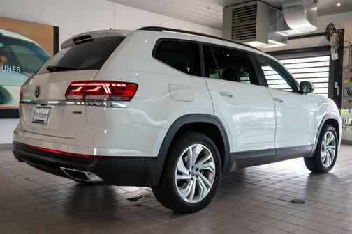 2021 Volkswagen Atlas 3.6L SE w/Technology