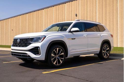 2025 Volkswagen Atlas 2.0T SEL Premium R-Line 4MOTION