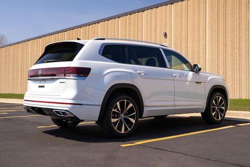 2025 Volkswagen Atlas 2.0T SEL Premium R-Line 4MOTION
