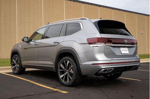 2026 Volkswagen Atlas 2.0T SEL Premium R-Line 4MOTION
