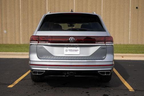 2026 Volkswagen Atlas 2.0T SEL Premium R-Line 4MOTION