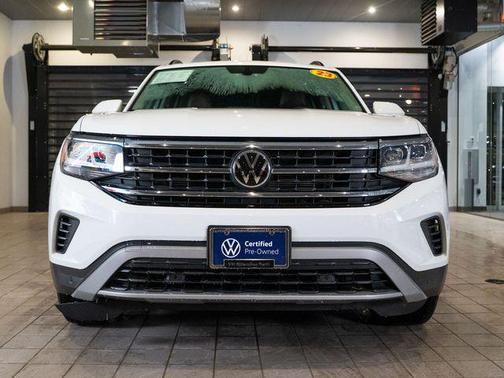 2023 Volkswagen Atlas 2.0T SE w/Technology 4MOTION
