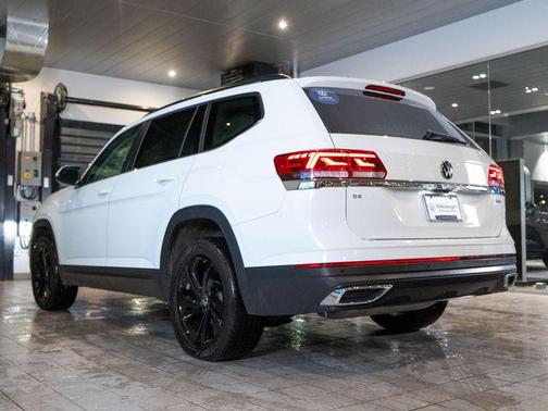 2023 Volkswagen Atlas 2.0T SE w/Technology 4MOTION