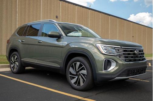 2025 Volkswagen Atlas 2.0T SEL