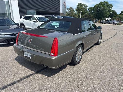 2010 Cadillac DTS Premium Collection