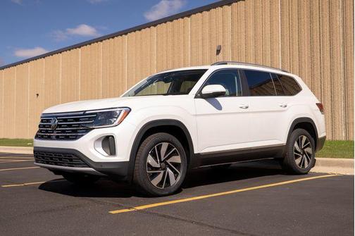 2025 Volkswagen Atlas 2.0T SEL