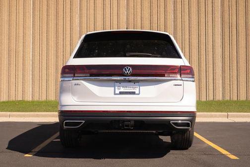 2025 Volkswagen Atlas 2.0T SEL