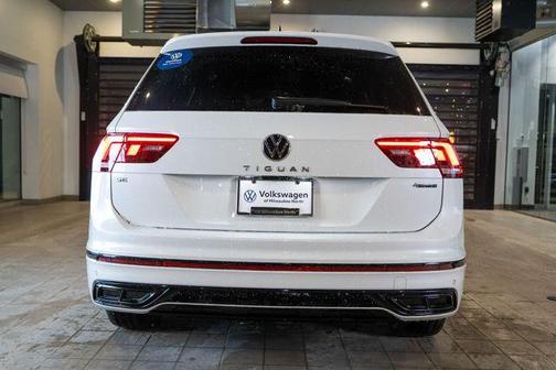 2024 Volkswagen Tiguan 2.0T SE R-Line Black 4MOTION