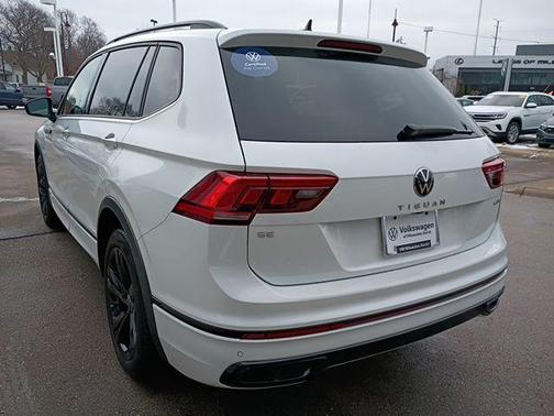 2024 Volkswagen Tiguan 2.0T SE R-Line Black 4MOTION
