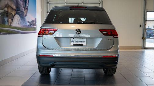 2024 Volkswagen Tiguan 2.0T SE 4MOTION