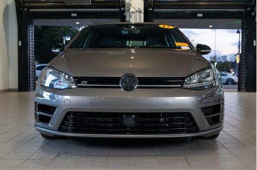 2017 Volkswagen Golf R 2.0T DSG