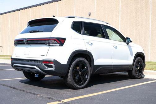 2025 Volkswagen Taos 1.5T SEL