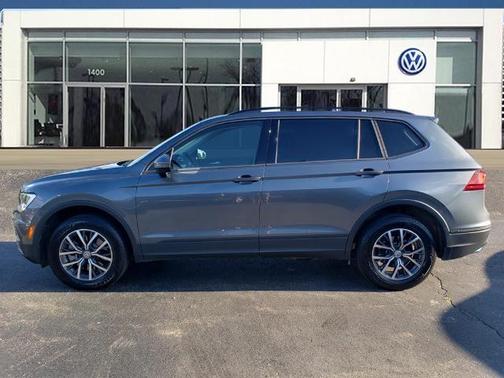Photo 3 of 20 of 2021 Volkswagen Tiguan 2.0T S