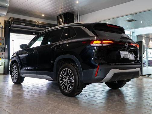 2025 Volkswagen Tiguan 2.0T S 4MOTION