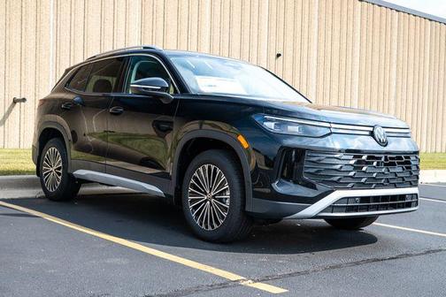 2025 Volkswagen Tiguan 2.0T S 4MOTION