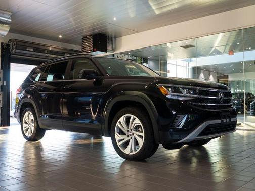 2023 Volkswagen Atlas 3.6L SE w/Technology