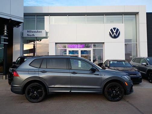 2022 Volkswagen Tiguan 2.0T SE R-Line Black 4MOTION
